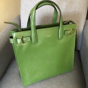 A perfect spring green handbag! 12.5” x 13”  !